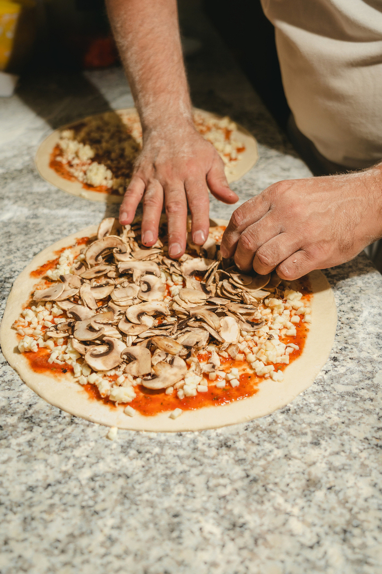 Przygotowanie pizzy